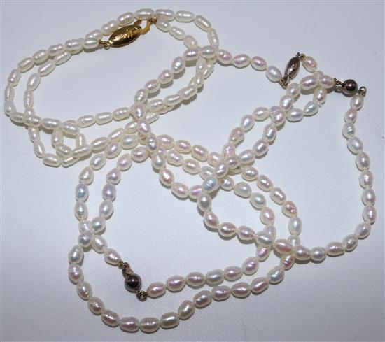 2 x Freshwater pearl necklaces and 2 x bracelets